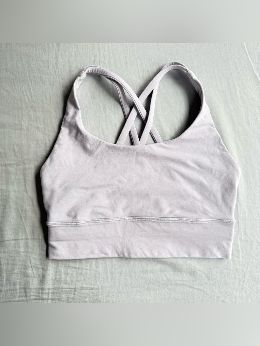 lululemon light purple energy bra size 4 like new condition